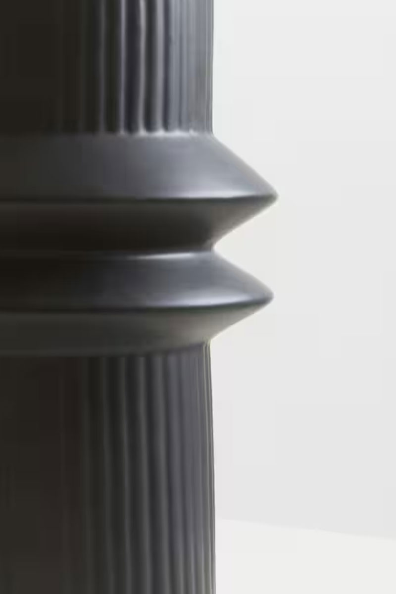 Fabia Vase Black - Small