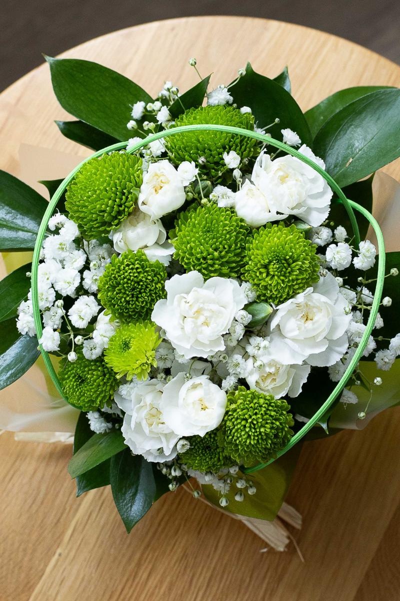 Angelic Whites Posy Pot